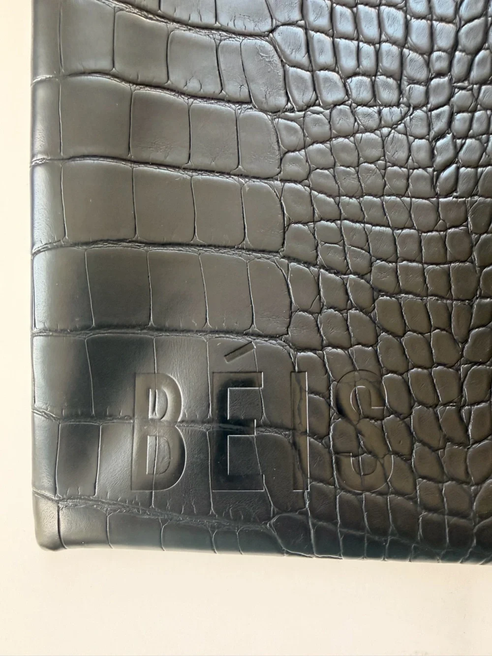 Beis Faux Leather Black Croc-Embossed Laptop Full Zip Pouch Travel Sleeve